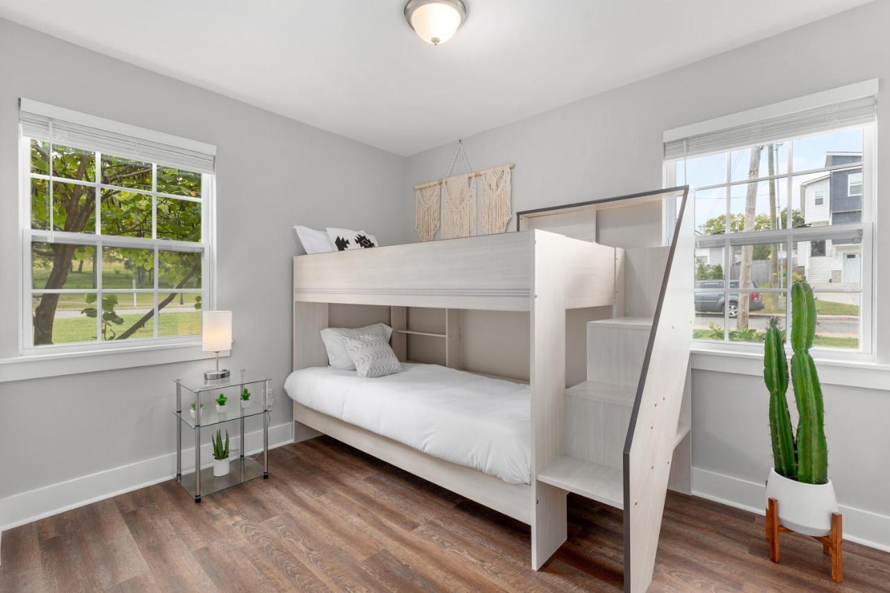Charming Modern 3-Bedroom Home In East Nashville! Екстер'єр фото