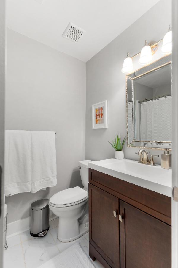 Charming Modern 3-Bedroom Home In East Nashville! Екстер'єр фото
